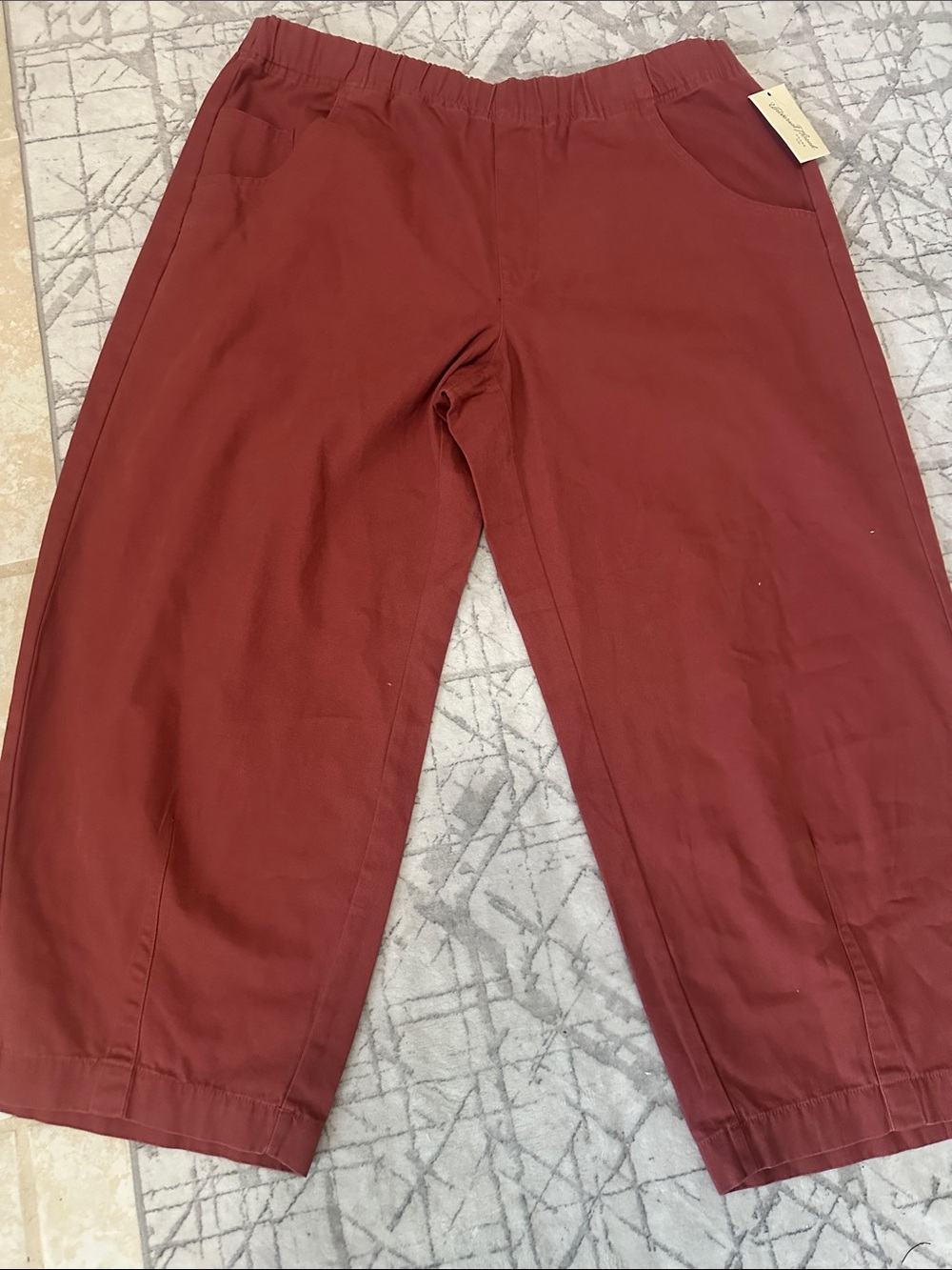 Ladies Capri pants Sz XL by Universal Threads NWT